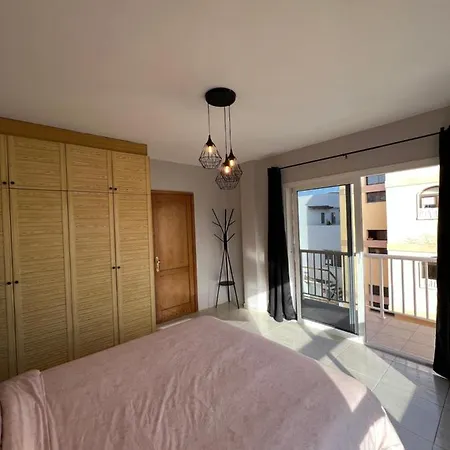 Apartmán Casa Carrera - Spacious 2-bed In The Heart Of