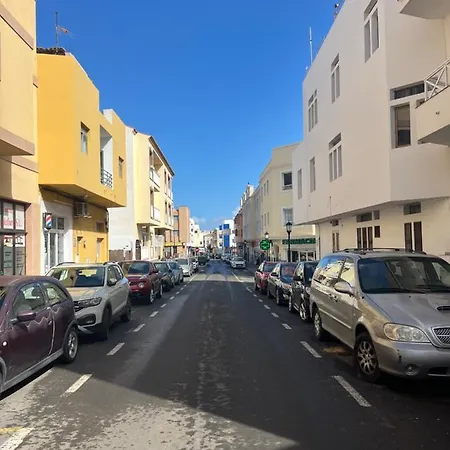Apartment Casa Carrera - Spacious 2-bed In The Heart Of *